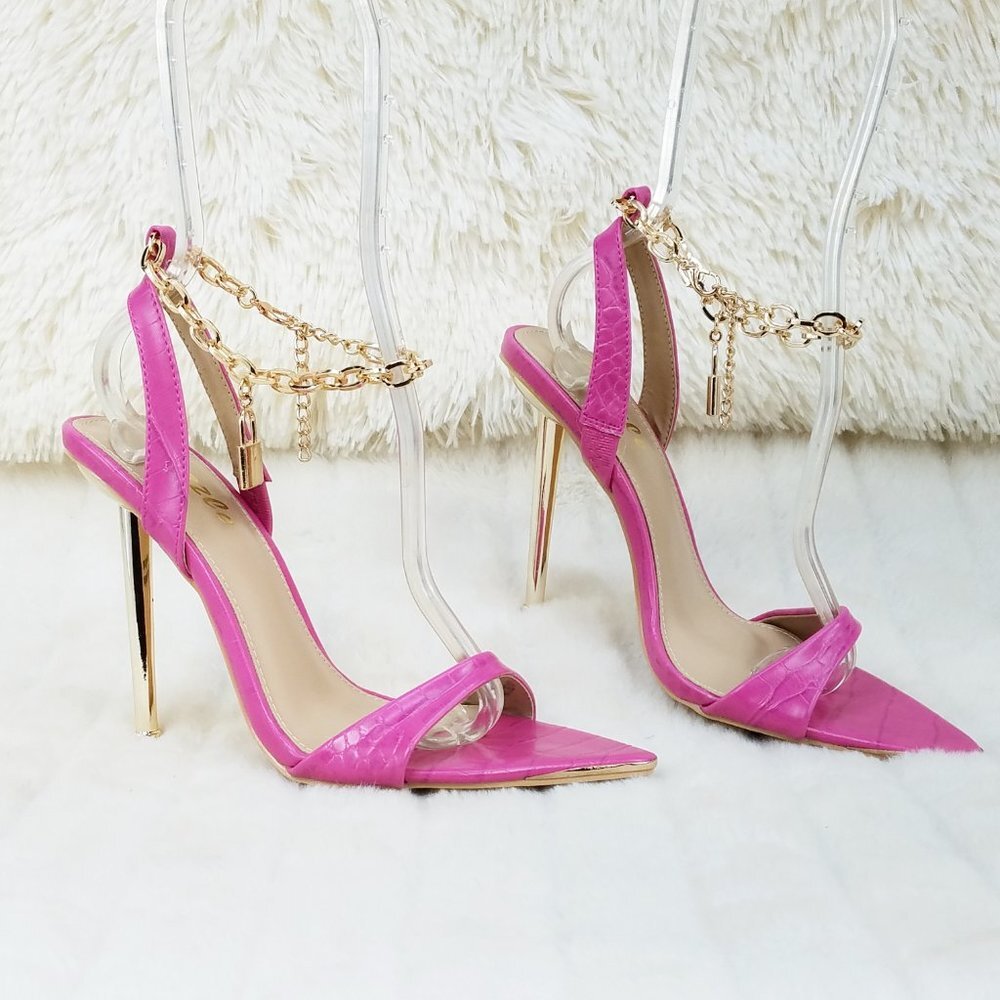 Nicely Lock Chain Strap High Heels Metal Toe Tip Fuchsia Super Cute